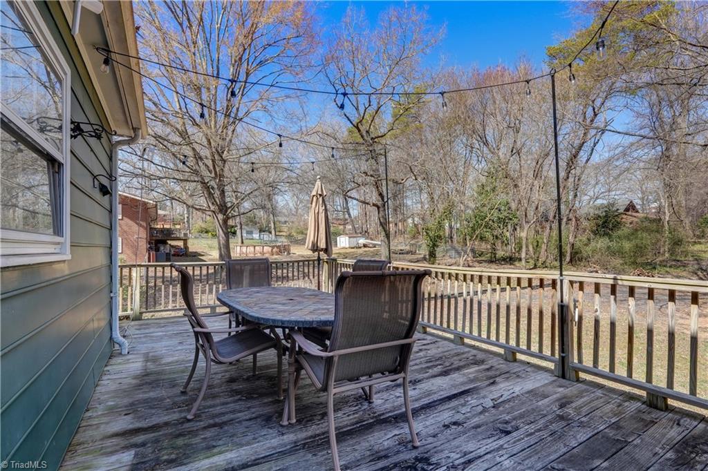 1025 Harris Street Property Photo 26
