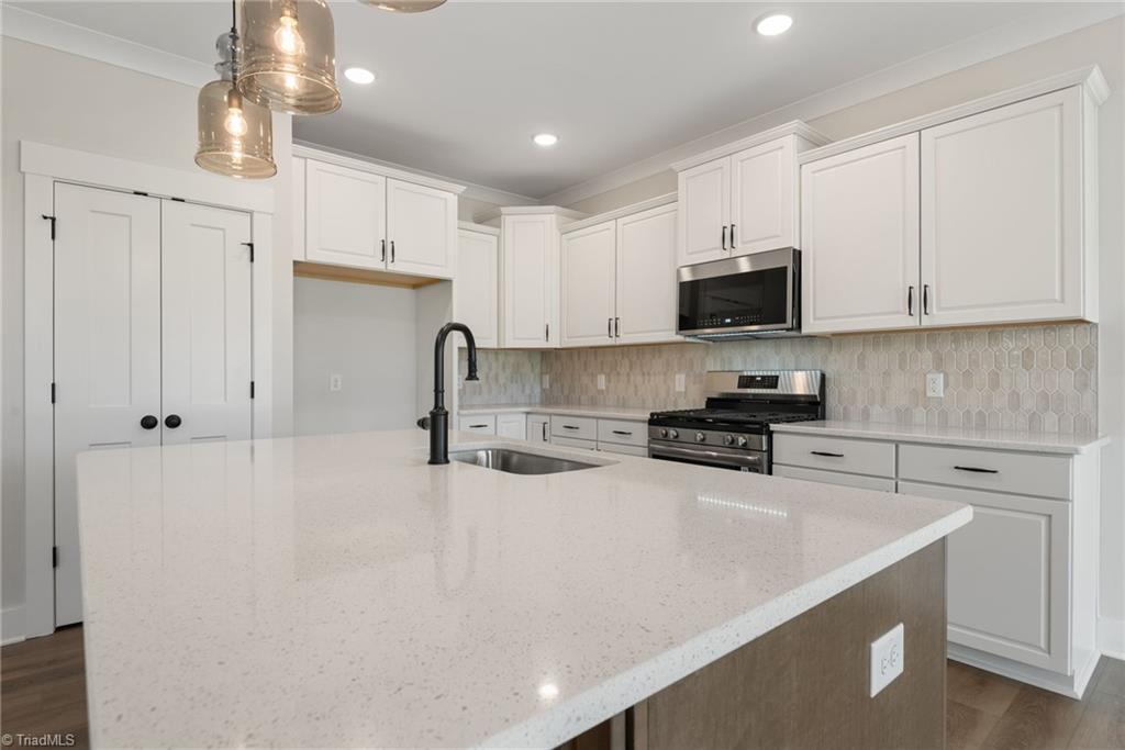 1103 Kilby Road Property Photo 8