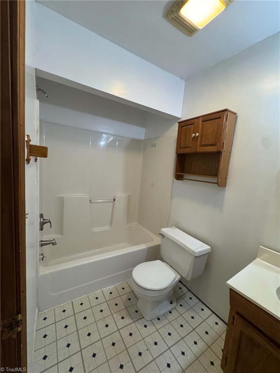 118 Hamlet Place Property Photo 18