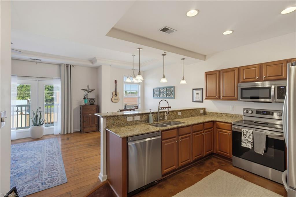 605 Market Street # 208 Property Photo 16
