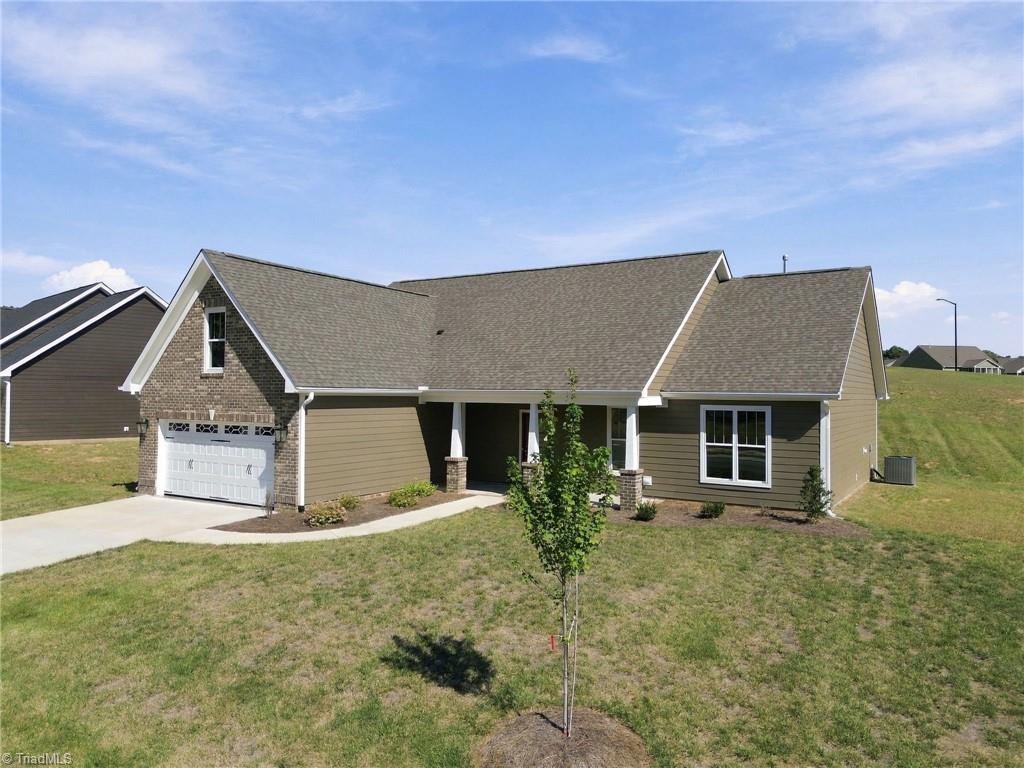 3113 Cullens Drive Property Photo 2