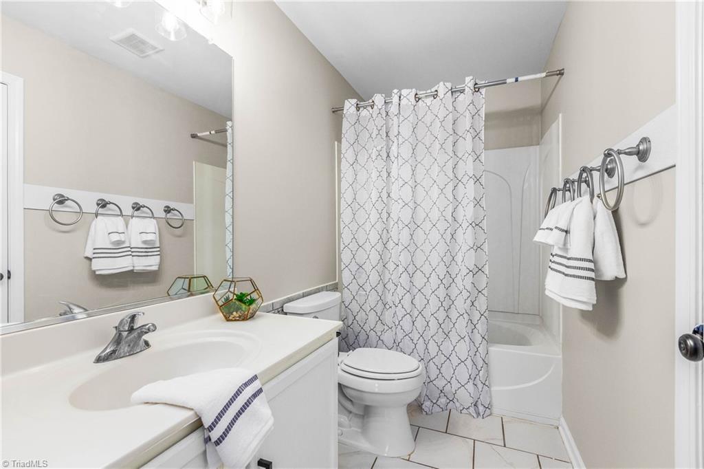4107 Laurel Creek Drive Property Photo 15