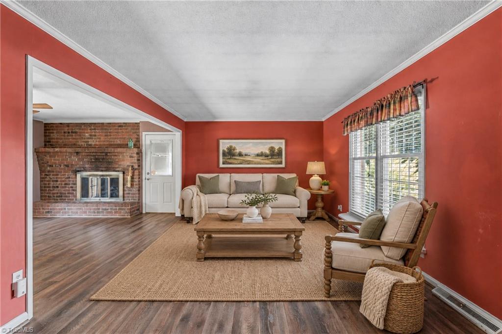 3176 Garden Road Property Photo 6
