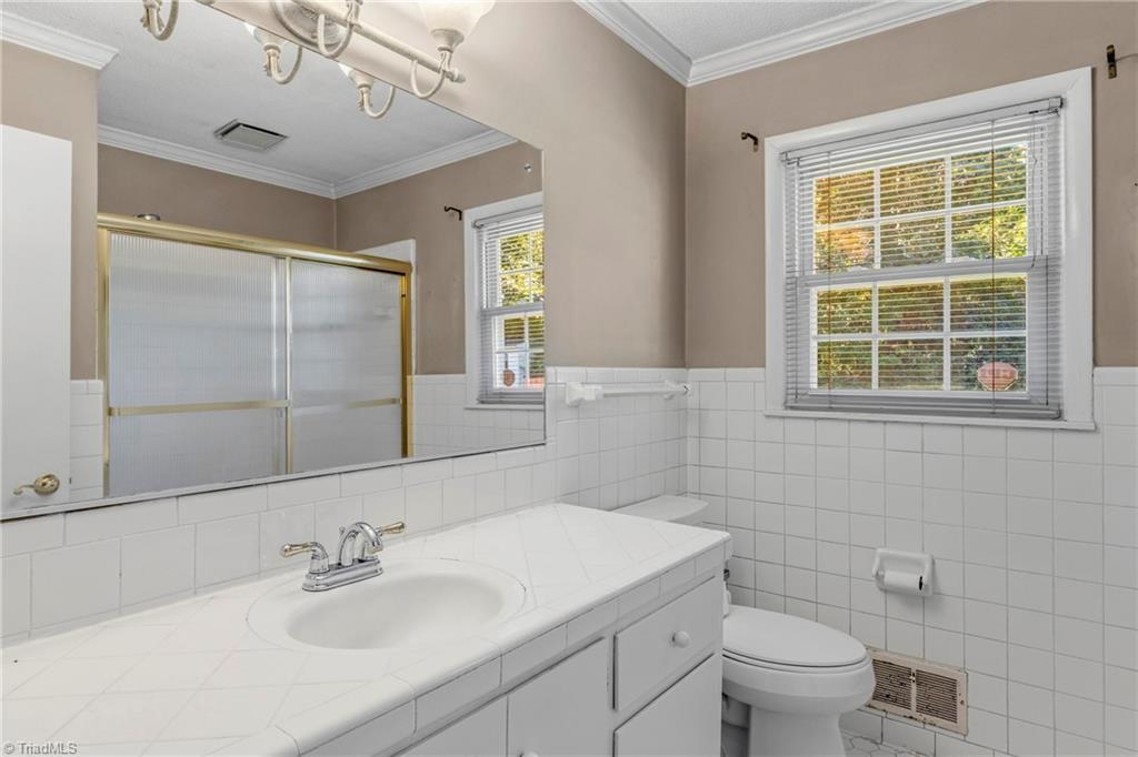 3176 Garden Road Property Photo 19