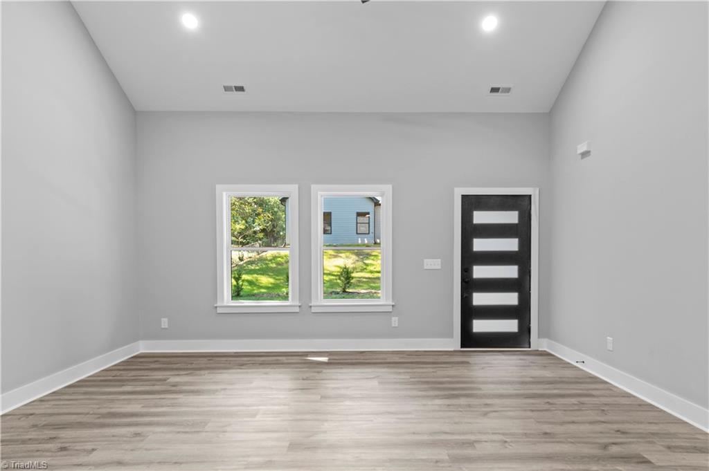2309 Frederick Drive Property Photo 6