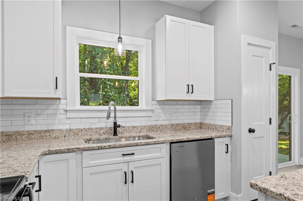 2309 Frederick Drive Property Photo 11
