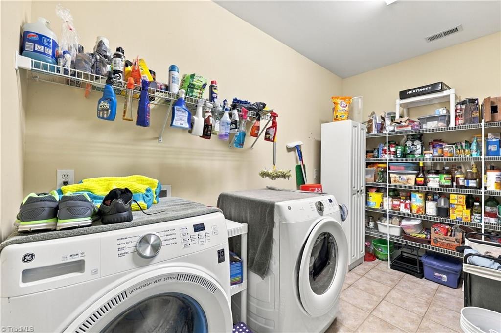 2929 Durham Street Property Photo 25