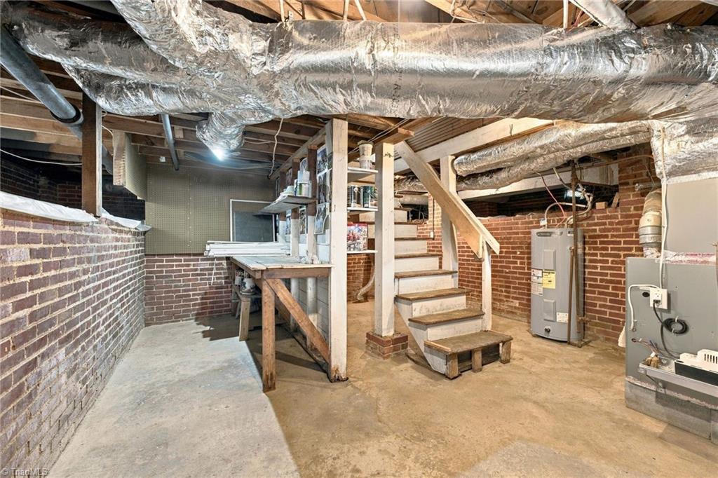 812 Holland Street Property Photo 27