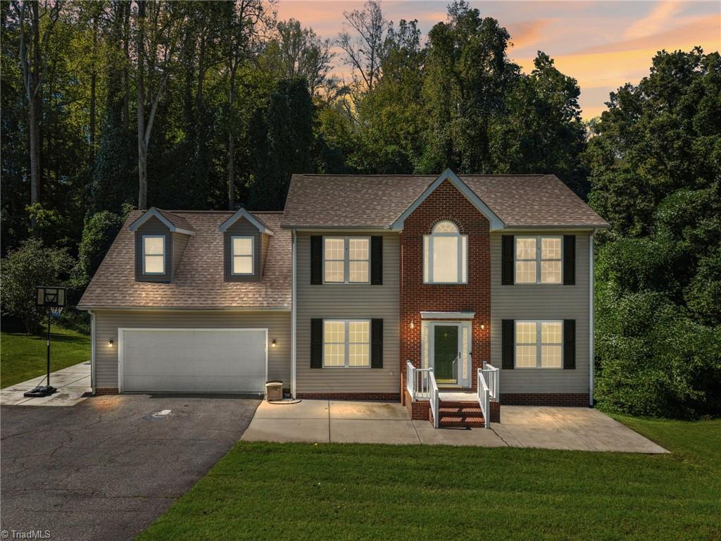 1105 Fox Hunt Lane
