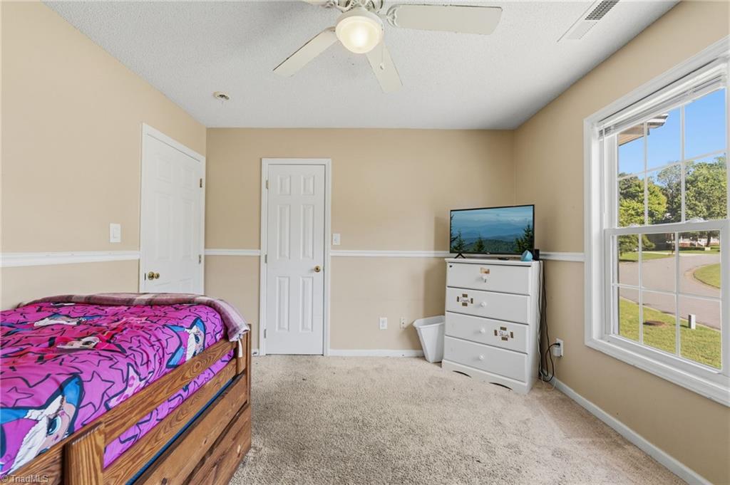 1105 Fox Hunt Lane Property Photo 17