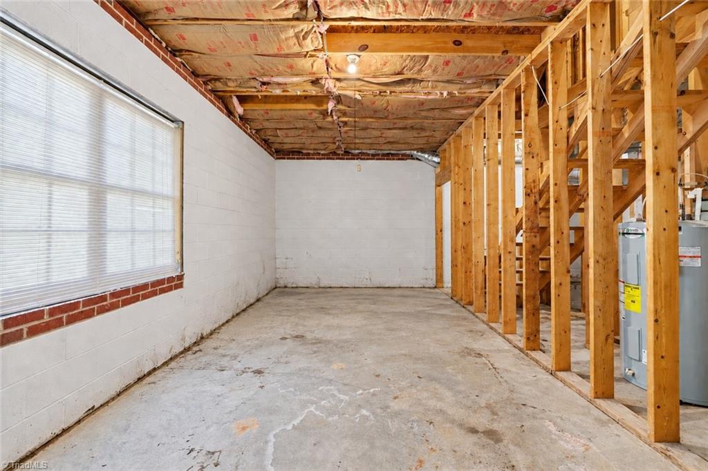 1105 Fox Hunt Lane Property Photo 26
