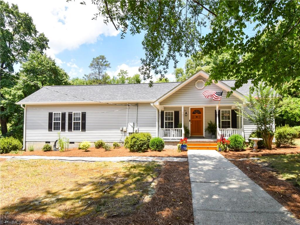 681 Sanford Avenue Property Photo 1