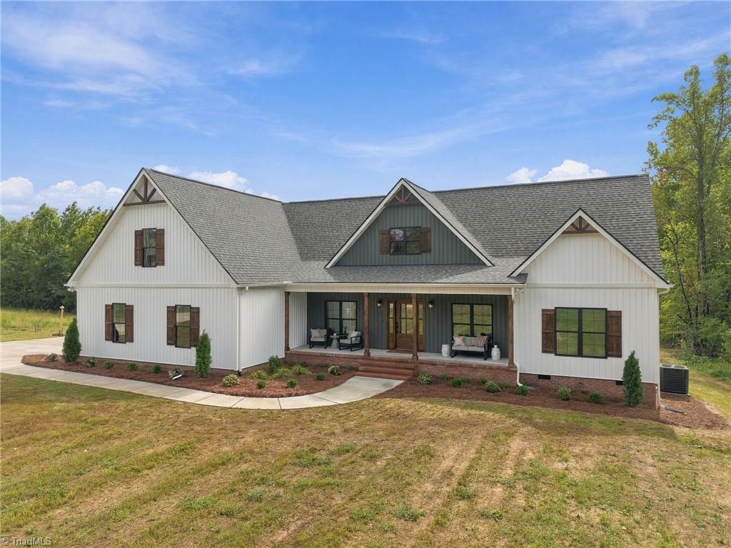 224 Pearson Farm Road Property Photo 1