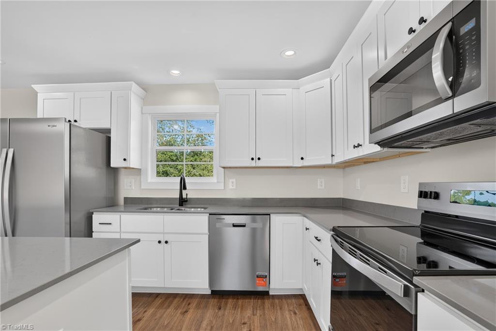 329 Lake Park Road Property Photo 14