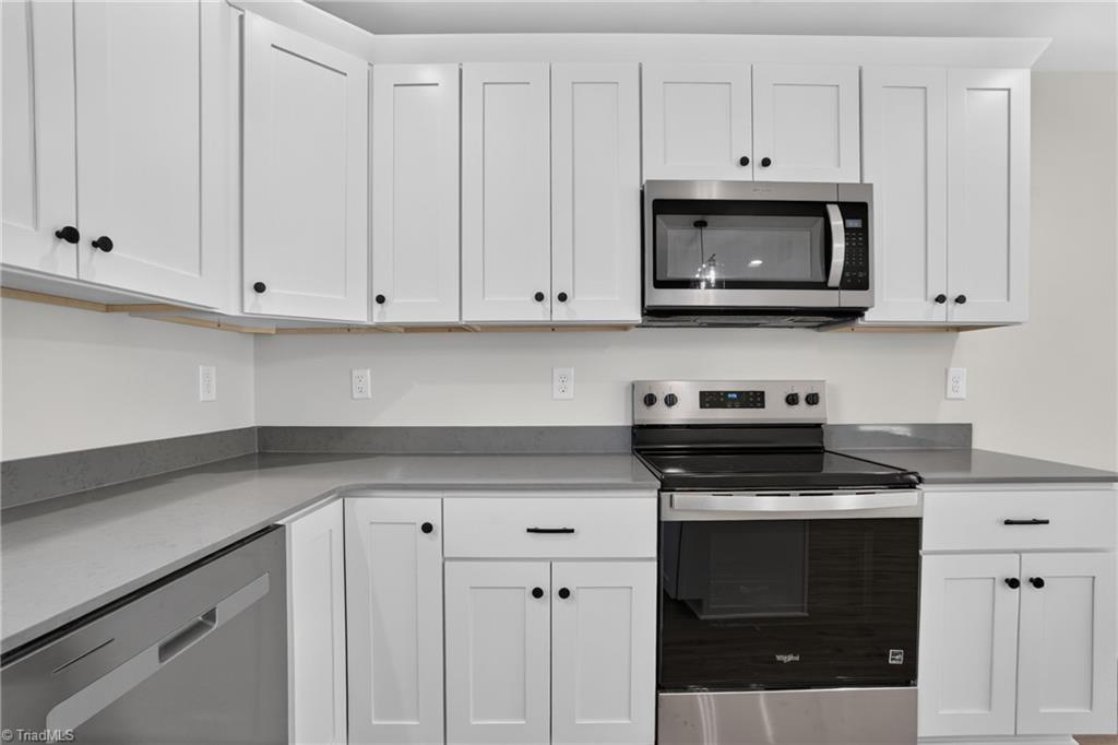 329 Lake Park Road Property Photo 15