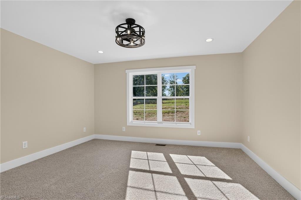 329 Lake Park Road Property Photo 22