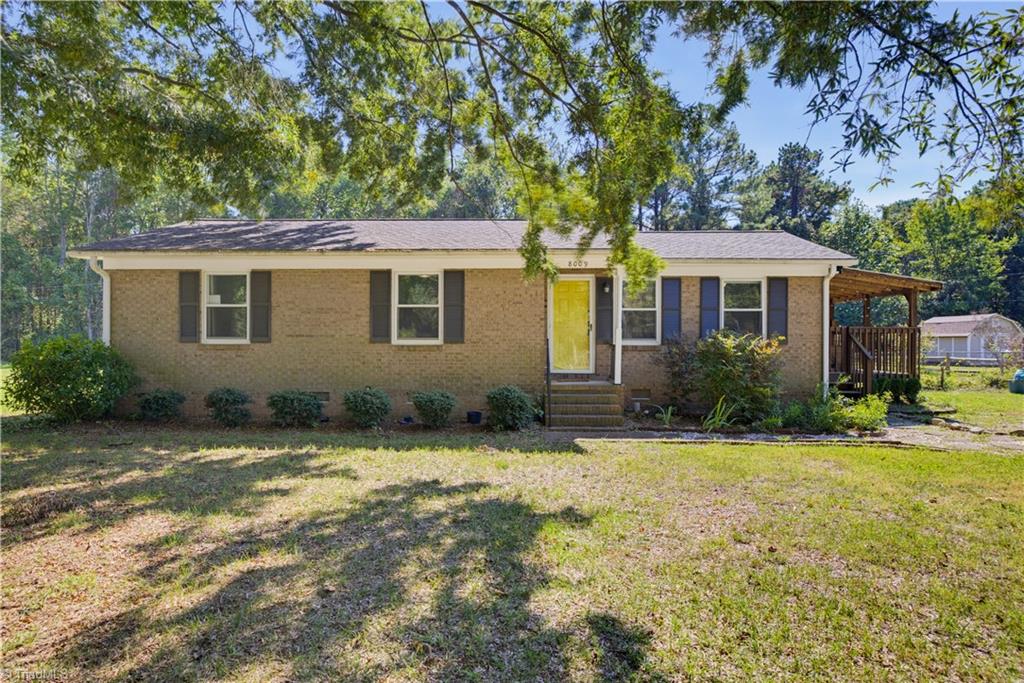 8009 Tam Oshanter Drive Property Photo 1