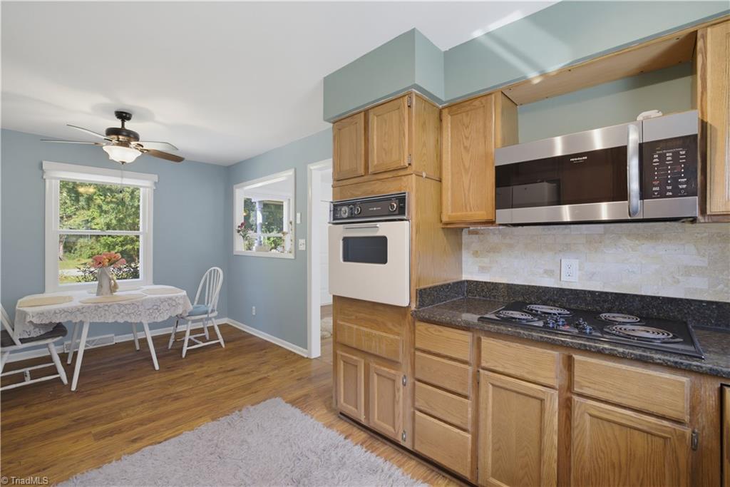 8009 Tam Oshanter Drive Property Photo 12