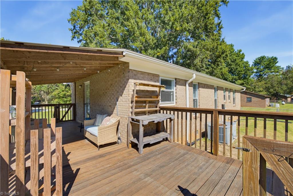 8009 Tam Oshanter Drive Property Photo 23