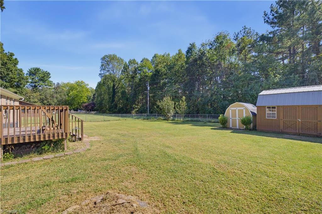 8009 Tam Oshanter Drive Property Photo 24