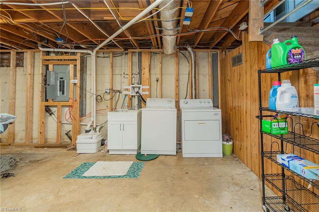 1829 Hill Everhart Road Property Photo 32