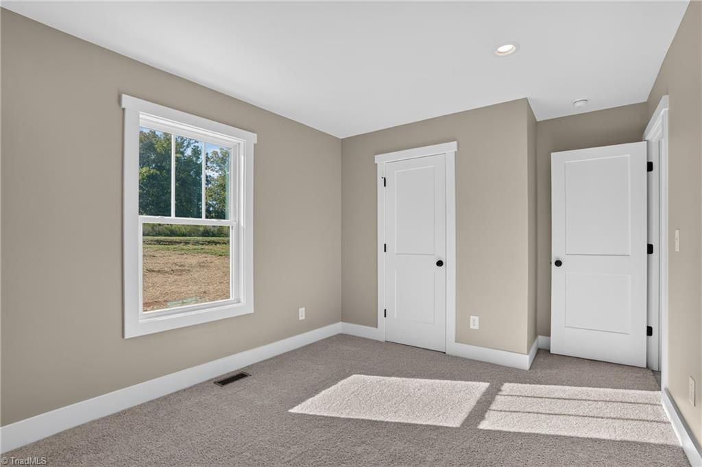 327 Lake Park Road Property Photo 25
