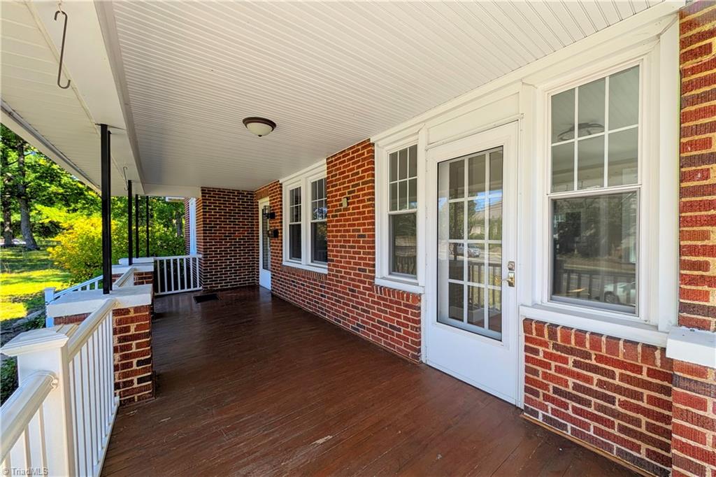 3606 Country Club Road Property Photo 3
