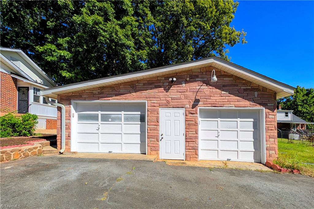 3606 Country Club Road Property Photo 42