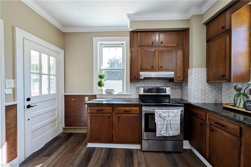 3606 Country Club Road Property Photo 11