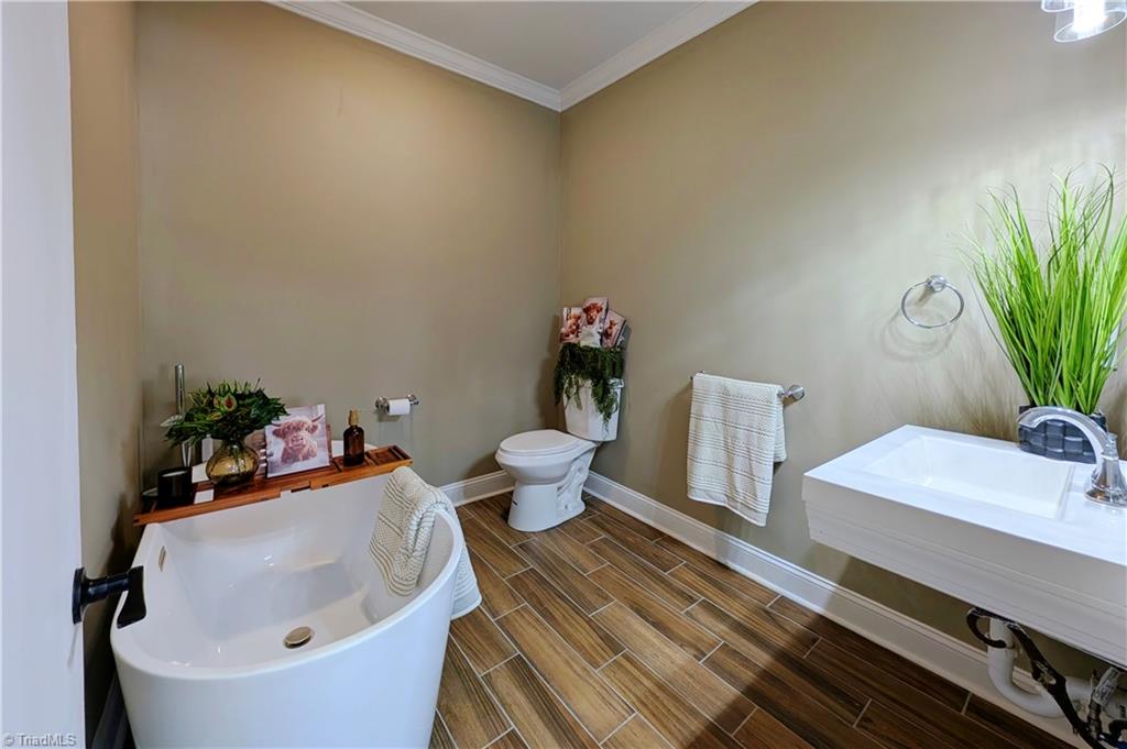 3606 Country Club Road Property Photo 23