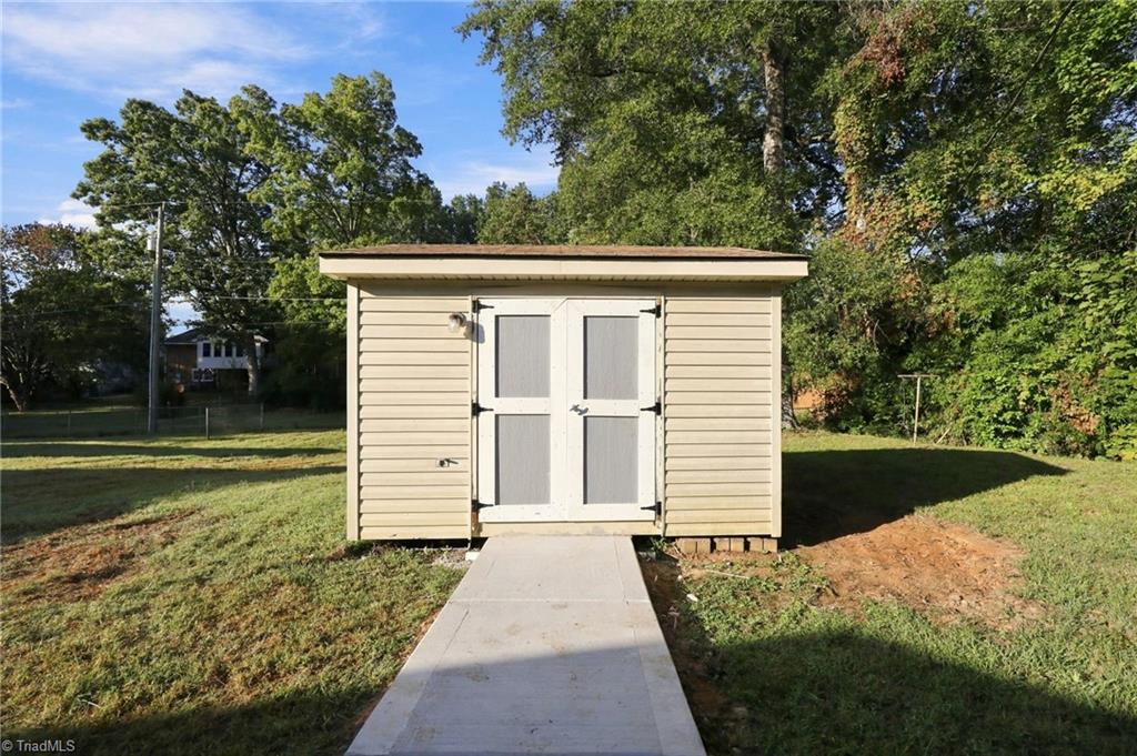 2723 Trail One Property Photo 6