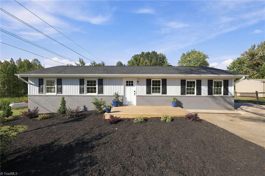 570 Smith Edwards Road Property Photo 1