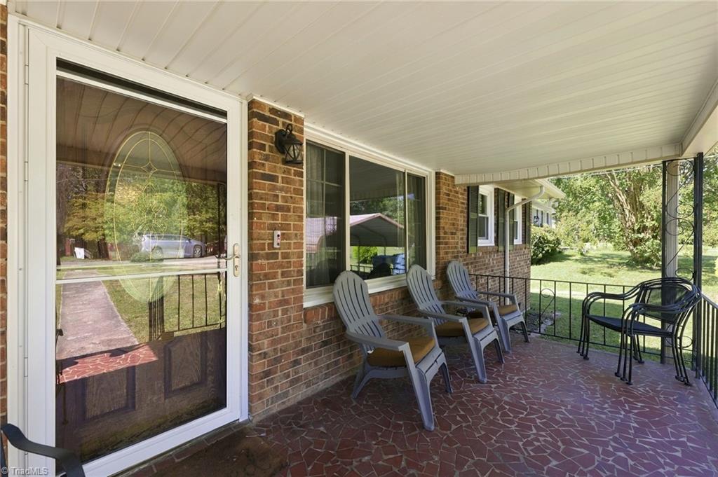 1612 Brannock Drive Property Photo 4