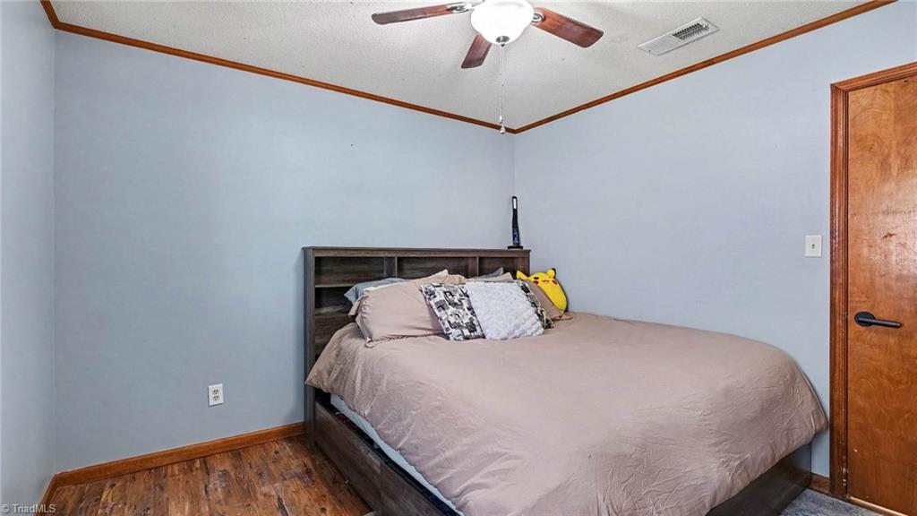 439 James Court Property Photo 10