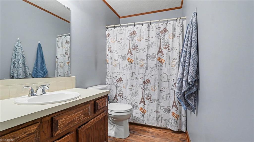 439 James Court Property Photo 11