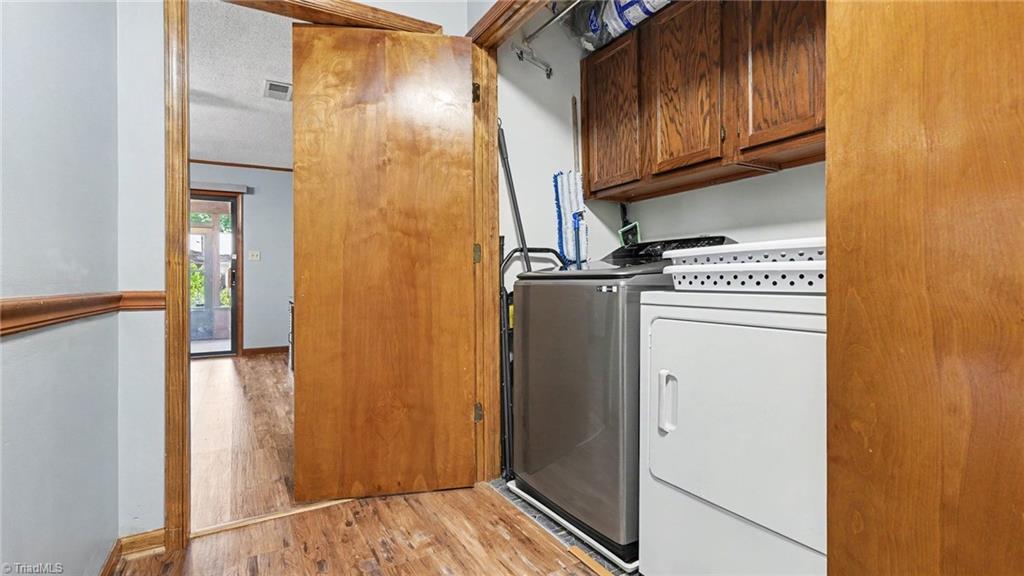 439 James Court Property Photo 16