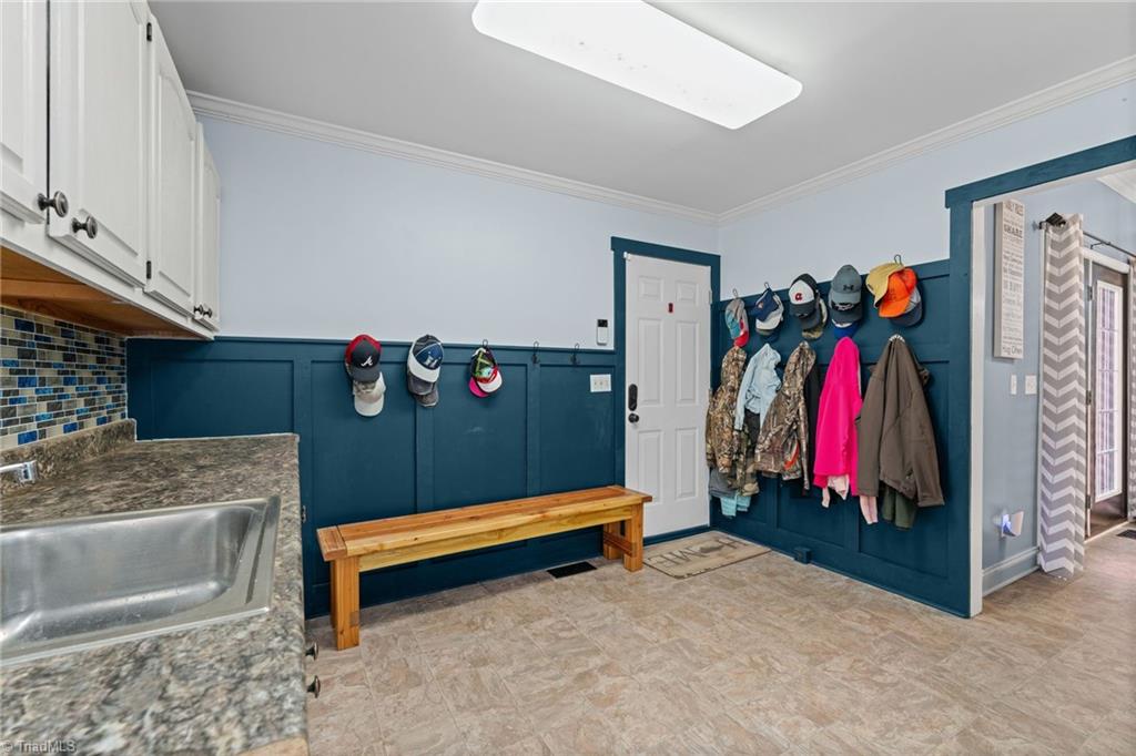 1013 Brookhaven Lane Property Photo 19