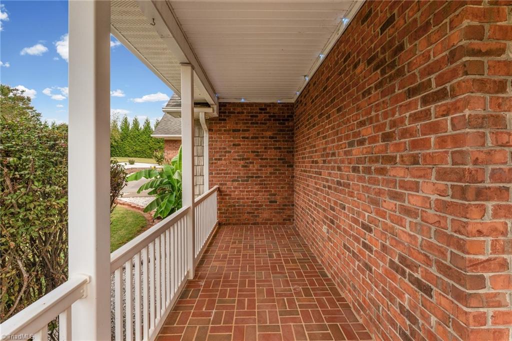 1013 Brookhaven Lane Property Photo 44