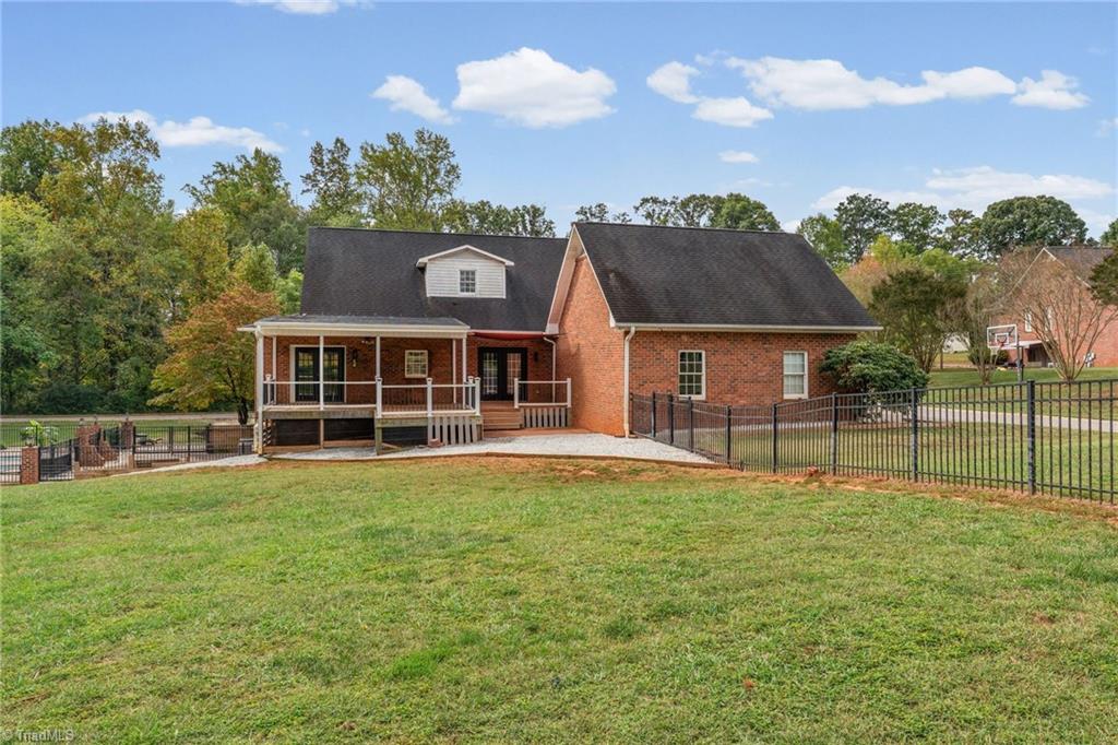 1013 Brookhaven Lane Property Photo 46