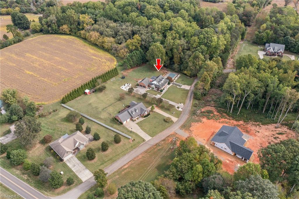 1013 Brookhaven Lane Property Photo 49