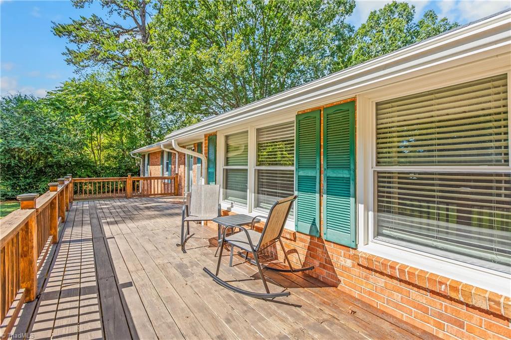 645 Hodgin Valley Road Property Photo 2