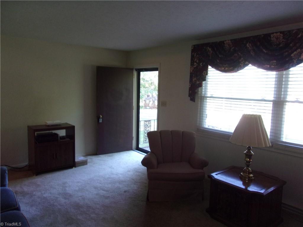 3439 Hillside Drive Property Photo 7