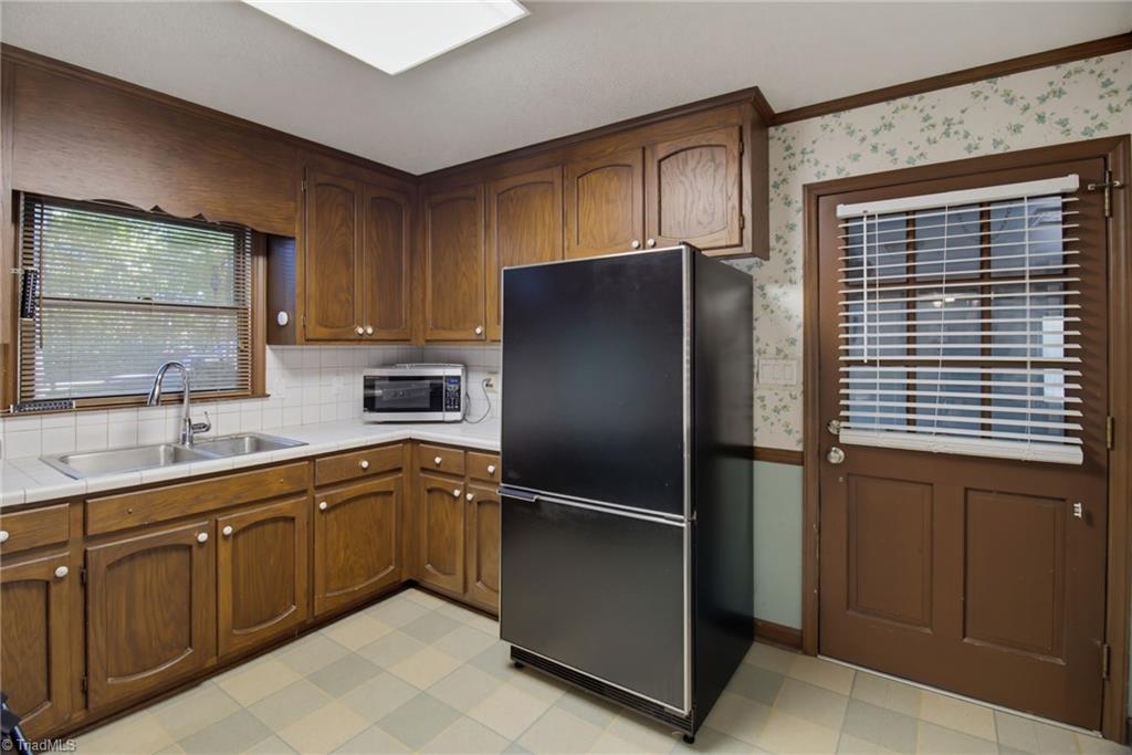 524 Eastwood Drive Property Photo 11