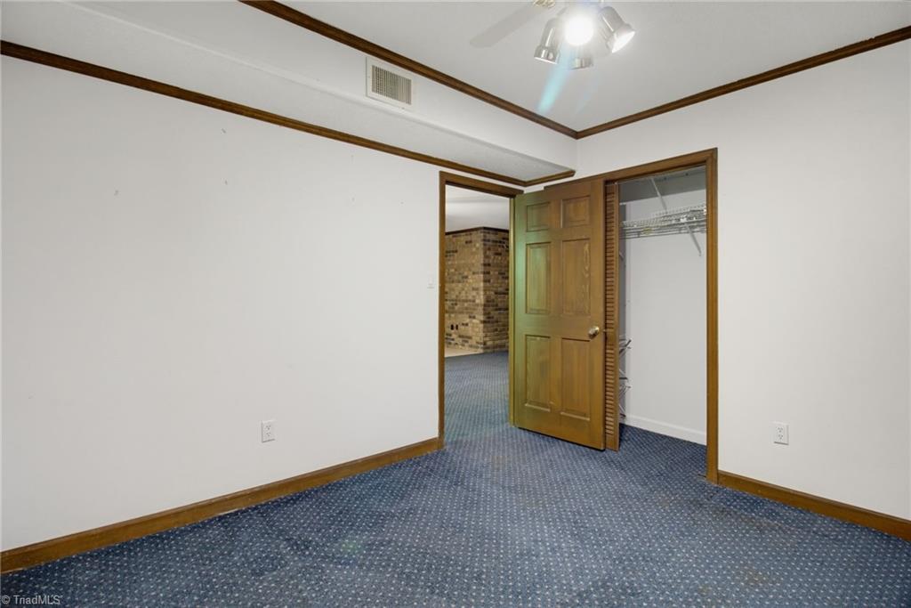 524 Eastwood Drive Property Photo 26