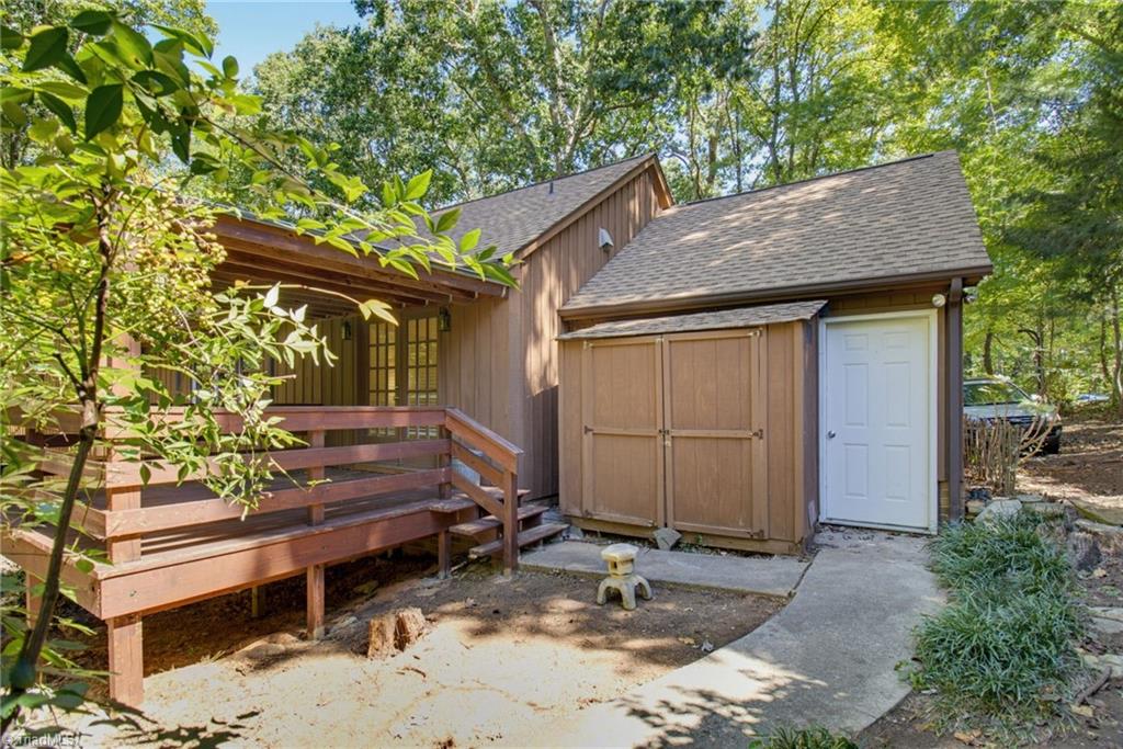 524 Eastwood Drive Property Photo 33