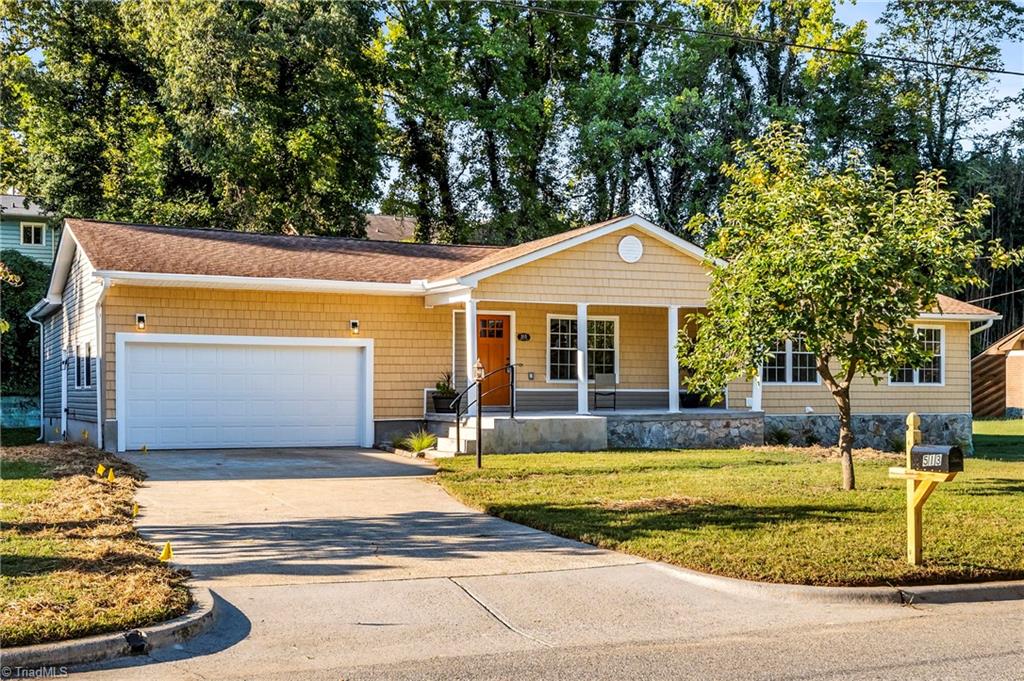 513 Sherbrook Drive Property Photo 1