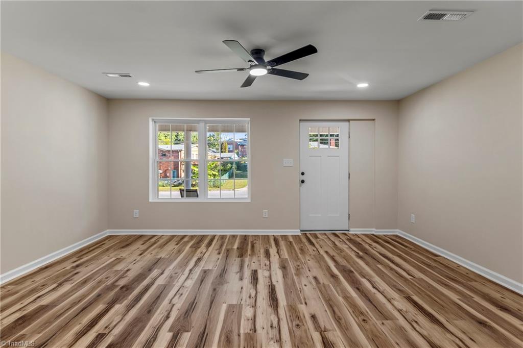 513 Sherbrook Drive Property Photo 11