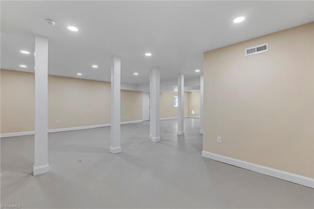 513 Sherbrook Drive Property Photo 28