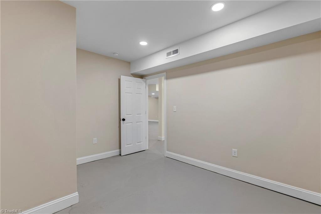 513 Sherbrook Drive Property Photo 34