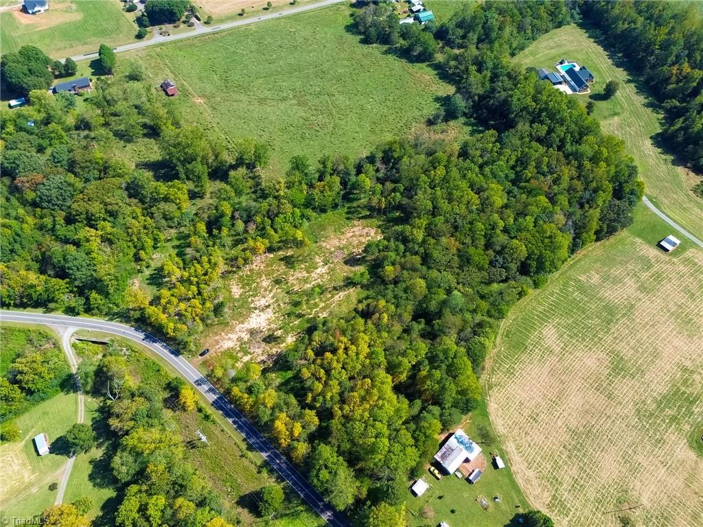 2625 Sprouse Road Property Photo 1